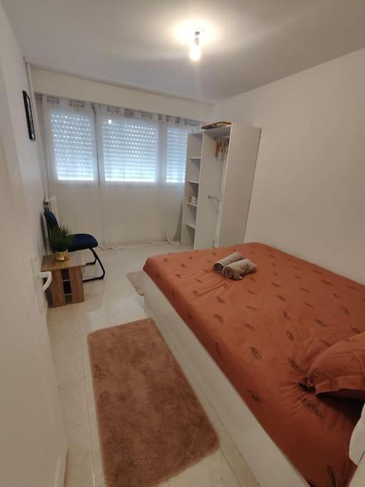 Appartement T4 Sevran Buitenkant foto